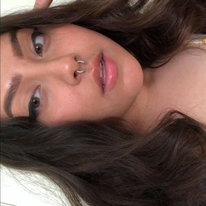 Meet your Posher, Isabel